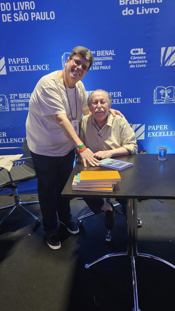 Os escritores Pedro Bandeira e J.H.Martins na Bienal do Livro de SP em 2024